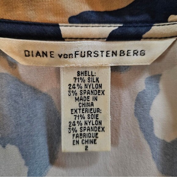 Diane Von Furstenberg DVF Vintage Samara Animal Print Wrap Dress | Size 2 | EUC - Picture 10 of 10